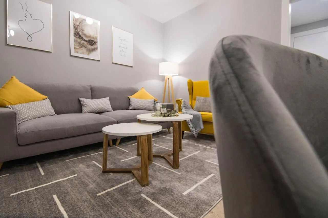 New! Luxury City Center & 2 Balconies Malaga