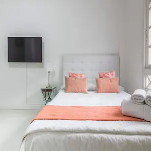Lovely At The Heart! Apartment