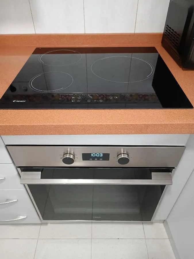 Apartment New! Luxury City Center & 2 Balconies Malaga